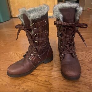 Red Sorel Emelie Lace Premium Boots Size 6